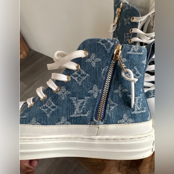 LV Stellar Sneaker Boot - Picture 2 of 7